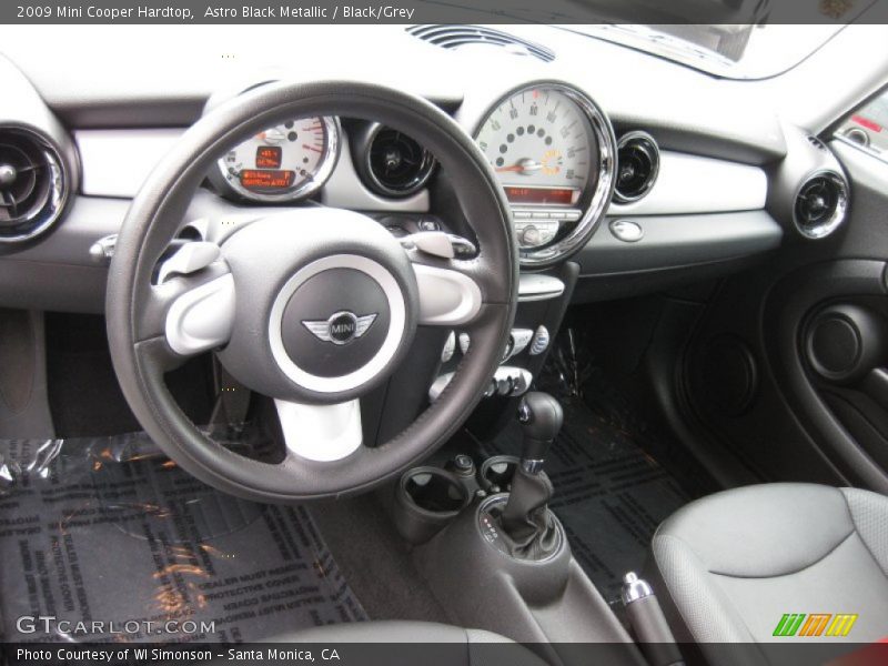 Astro Black Metallic / Black/Grey 2009 Mini Cooper Hardtop