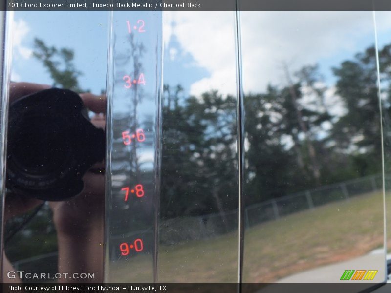 Tuxedo Black Metallic / Charcoal Black 2013 Ford Explorer Limited