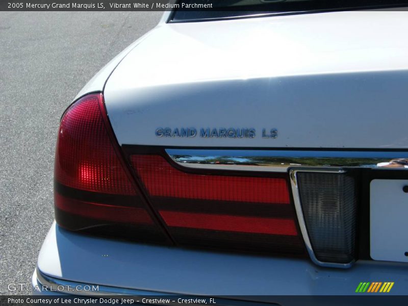 Vibrant White / Medium Parchment 2005 Mercury Grand Marquis LS