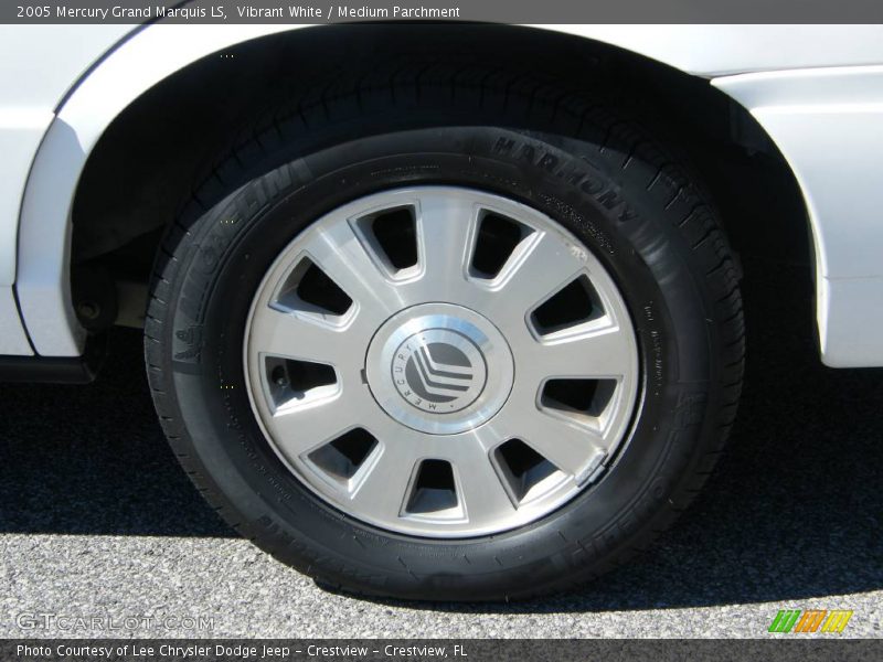 Vibrant White / Medium Parchment 2005 Mercury Grand Marquis LS