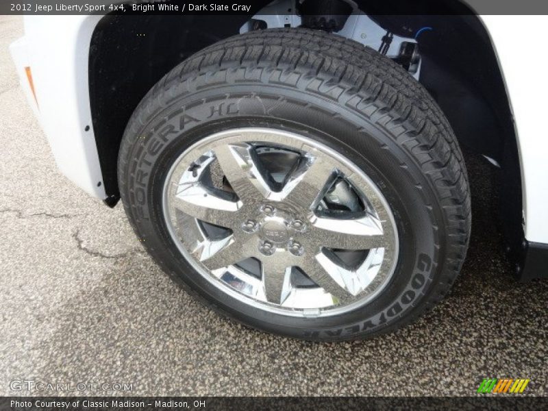 Bright White / Dark Slate Gray 2012 Jeep Liberty Sport 4x4