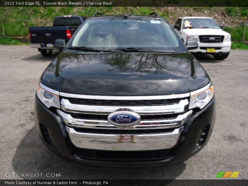 Tuxedo Black Metallic / Charcoal Black 2013 Ford Edge SE