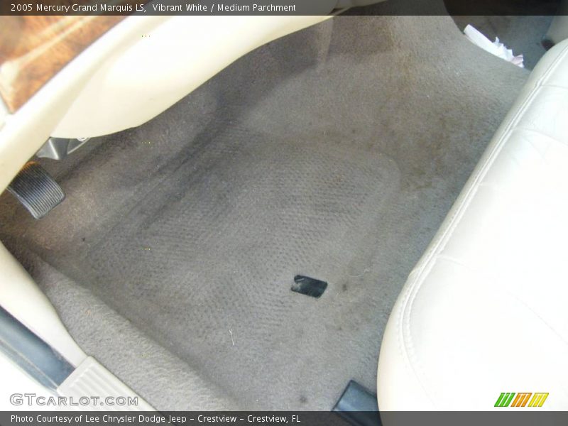 Vibrant White / Medium Parchment 2005 Mercury Grand Marquis LS