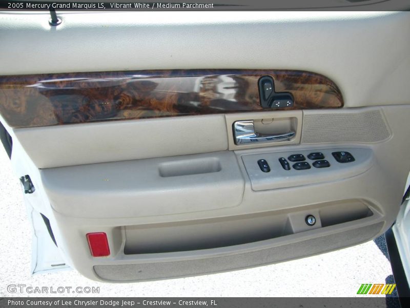Vibrant White / Medium Parchment 2005 Mercury Grand Marquis LS
