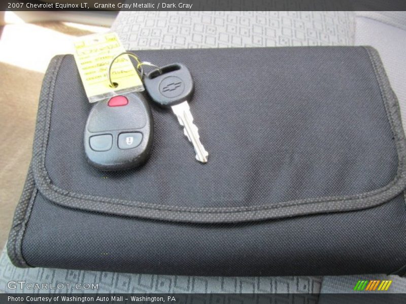Granite Gray Metallic / Dark Gray 2007 Chevrolet Equinox LT