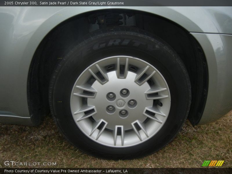 Satin Jade Pearl / Dark Slate Gray/Light Graystone 2005 Chrysler 300