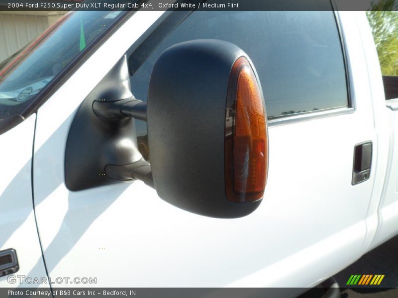 Oxford White / Medium Flint 2004 Ford F250 Super Duty XLT Regular Cab 4x4