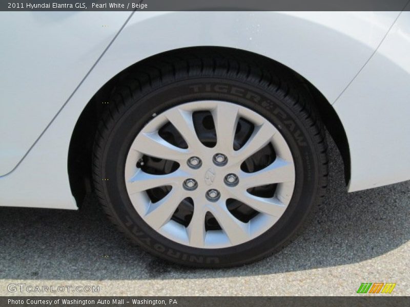Pearl White / Beige 2011 Hyundai Elantra GLS