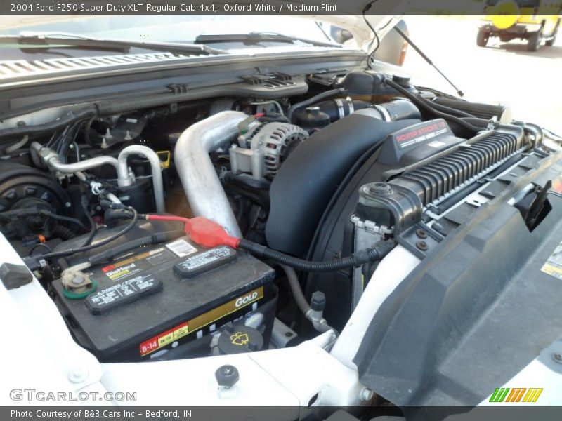 Oxford White / Medium Flint 2004 Ford F250 Super Duty XLT Regular Cab 4x4