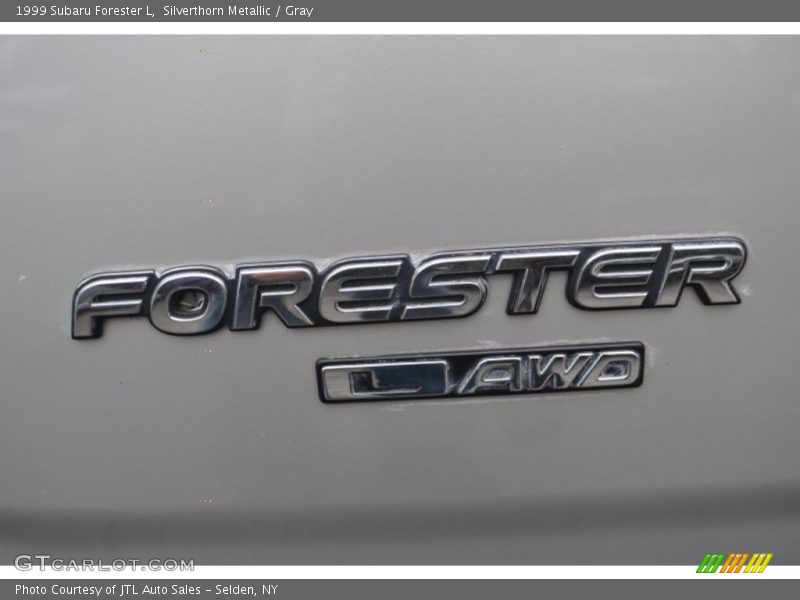 Silverthorn Metallic / Gray 1999 Subaru Forester L