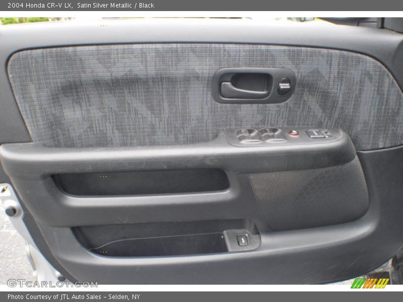 Satin Silver Metallic / Black 2004 Honda CR-V LX