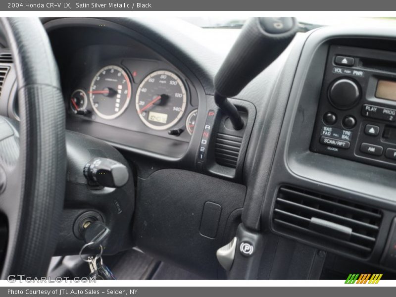 Satin Silver Metallic / Black 2004 Honda CR-V LX