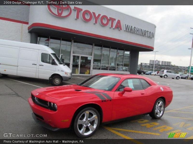 TorRed / Dark Slate Gray 2009 Dodge Challenger R/T