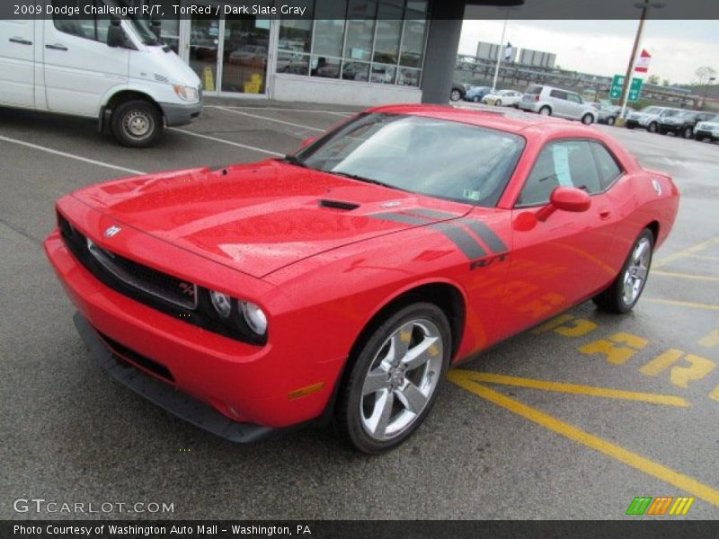 TorRed / Dark Slate Gray 2009 Dodge Challenger R/T