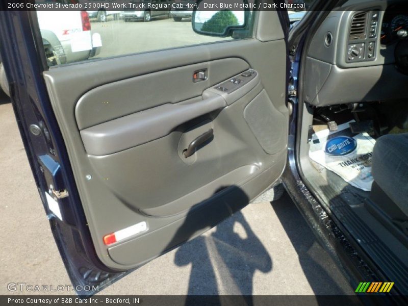 Dark Blue Metallic / Dark Charcoal 2006 Chevrolet Silverado 2500HD Work Truck Regular Cab 4x4