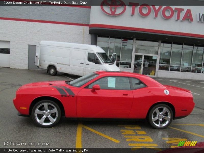 TorRed / Dark Slate Gray 2009 Dodge Challenger R/T