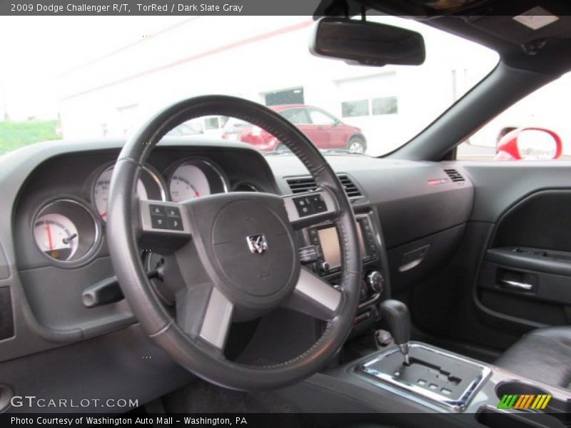 TorRed / Dark Slate Gray 2009 Dodge Challenger R/T