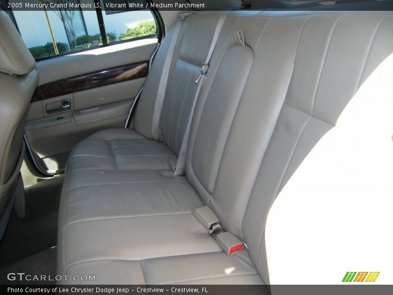 Vibrant White / Medium Parchment 2005 Mercury Grand Marquis LS
