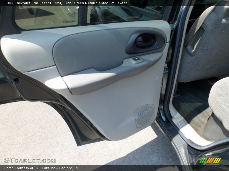 Dark Green Metallic / Medium Pewter 2004 Chevrolet TrailBlazer LS 4x4