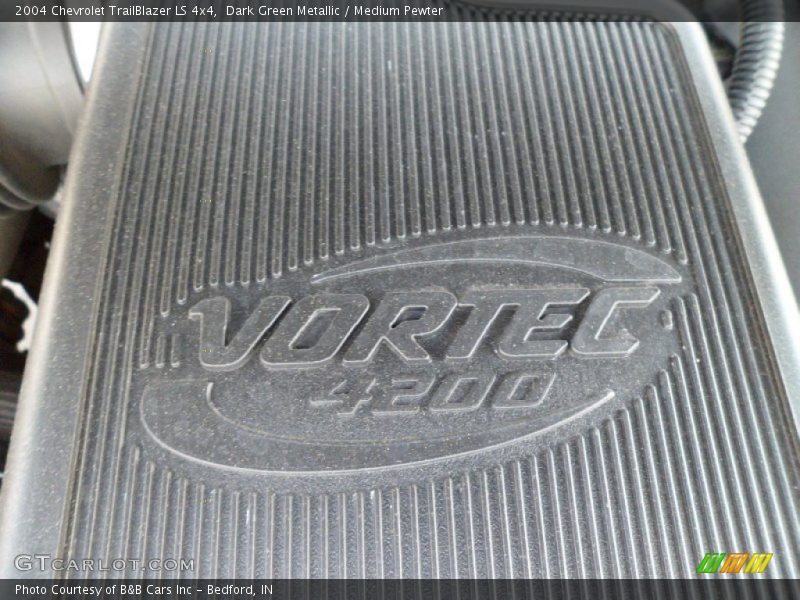 Dark Green Metallic / Medium Pewter 2004 Chevrolet TrailBlazer LS 4x4