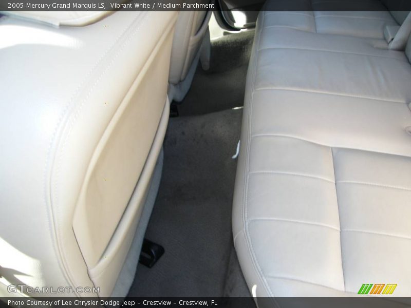 Vibrant White / Medium Parchment 2005 Mercury Grand Marquis LS