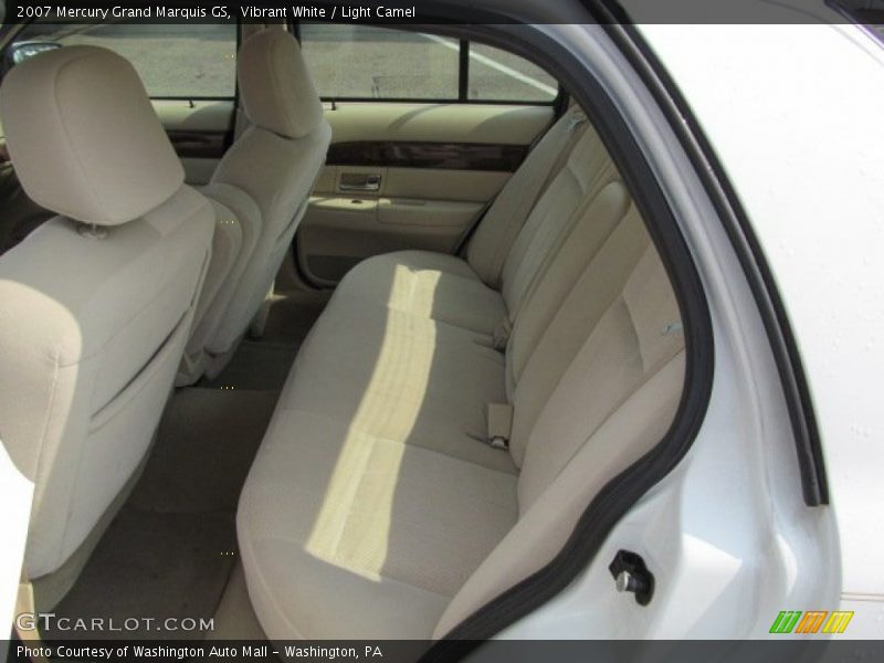 Vibrant White / Light Camel 2007 Mercury Grand Marquis GS