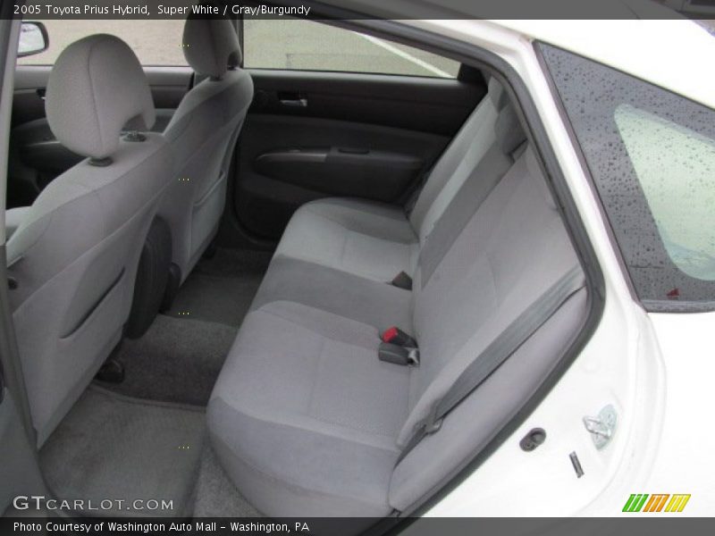 Super White / Gray/Burgundy 2005 Toyota Prius Hybrid