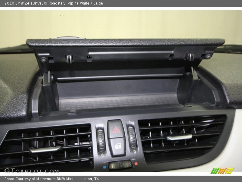 Alpine White / Beige 2010 BMW Z4 sDrive30i Roadster