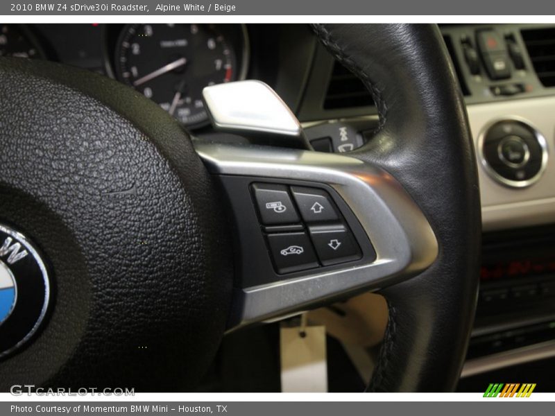 Controls of 2010 Z4 sDrive30i Roadster