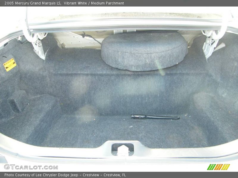 Vibrant White / Medium Parchment 2005 Mercury Grand Marquis LS