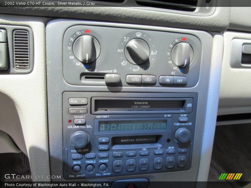 Silver Metallic / Gray 2002 Volvo C70 HT Coupe