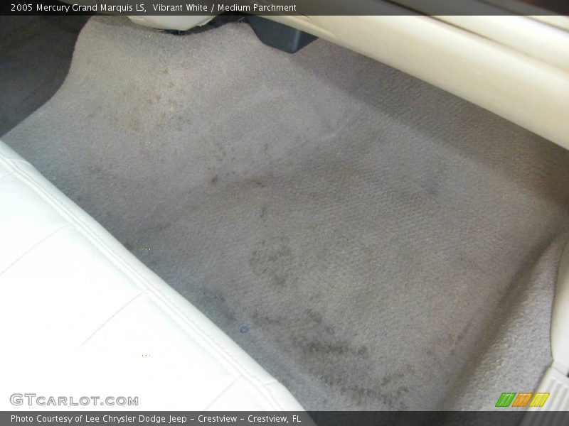 Vibrant White / Medium Parchment 2005 Mercury Grand Marquis LS