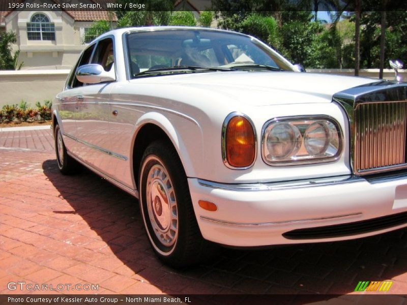 White / Beige 1999 Rolls-Royce Silver Seraph