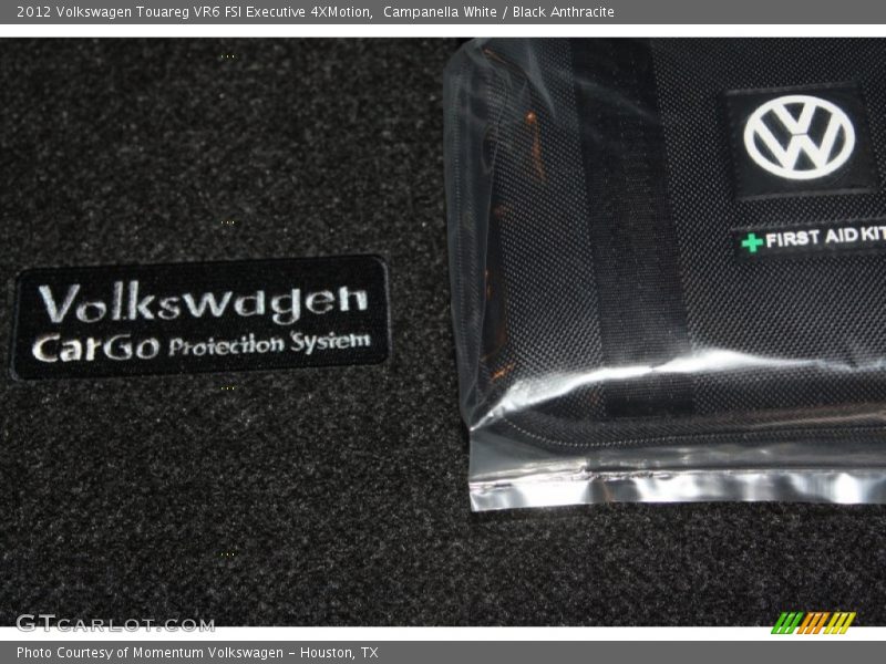 Campanella White / Black Anthracite 2012 Volkswagen Touareg VR6 FSI Executive 4XMotion