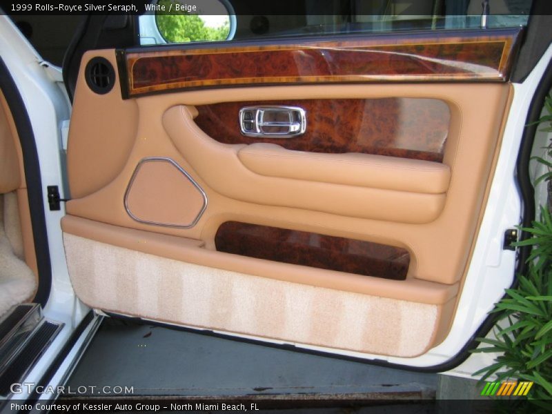 White / Beige 1999 Rolls-Royce Silver Seraph