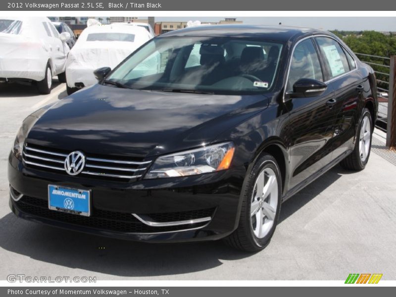 Black / Titan Black 2012 Volkswagen Passat 2.5L SE