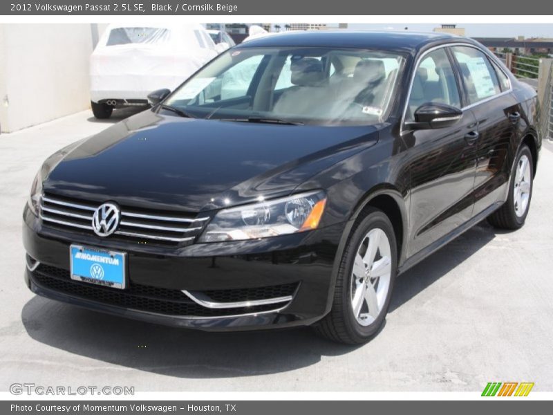 Black / Cornsilk Beige 2012 Volkswagen Passat 2.5L SE