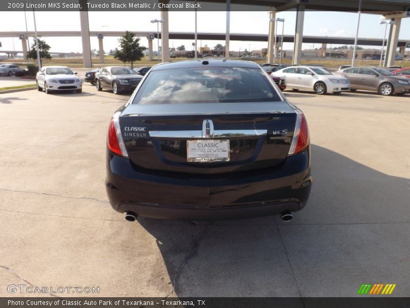 Tuxedo Black Metallic / Charcoal Black 2009 Lincoln MKS Sedan