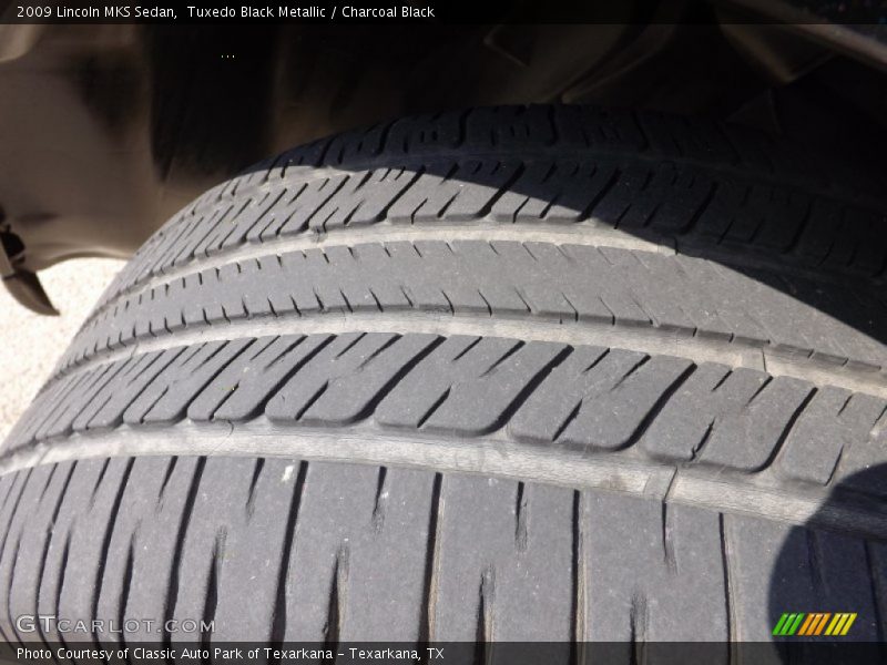 Tuxedo Black Metallic / Charcoal Black 2009 Lincoln MKS Sedan