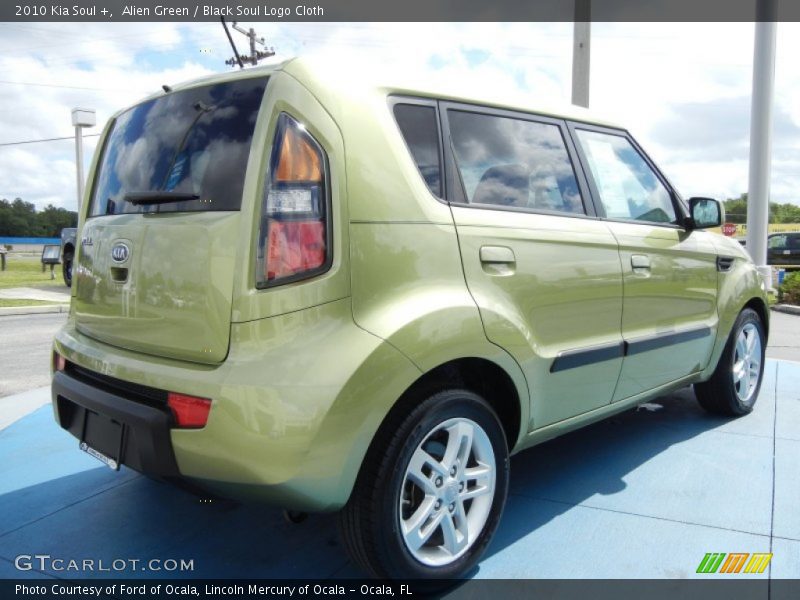 Alien Green / Black Soul Logo Cloth 2010 Kia Soul +