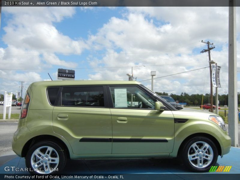 Alien Green / Black Soul Logo Cloth 2010 Kia Soul +