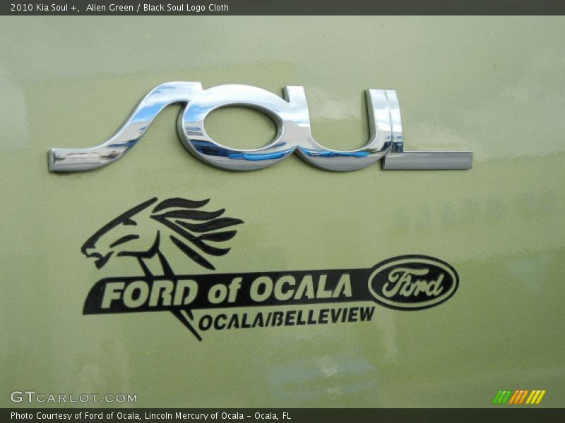 Alien Green / Black Soul Logo Cloth 2010 Kia Soul +