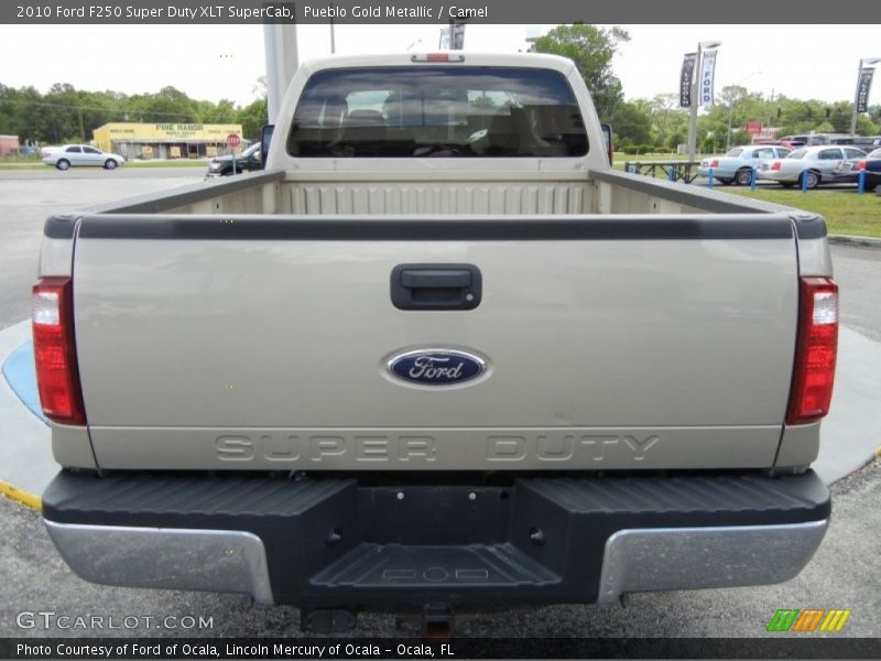 Pueblo Gold Metallic / Camel 2010 Ford F250 Super Duty XLT SuperCab