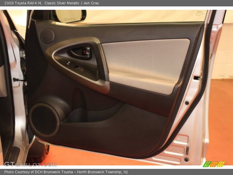 Classic Silver Metallic / Ash Gray 2009 Toyota RAV4 I4