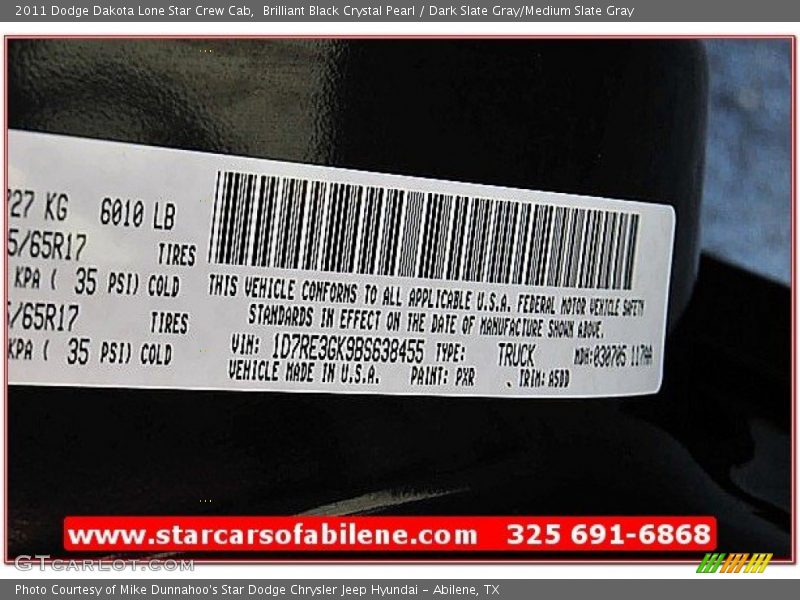 Brilliant Black Crystal Pearl / Dark Slate Gray/Medium Slate Gray 2011 Dodge Dakota Lone Star Crew Cab