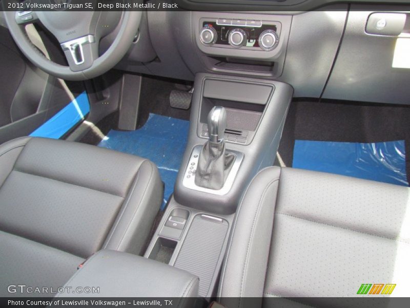 Deep Black Metallic / Black 2012 Volkswagen Tiguan SE