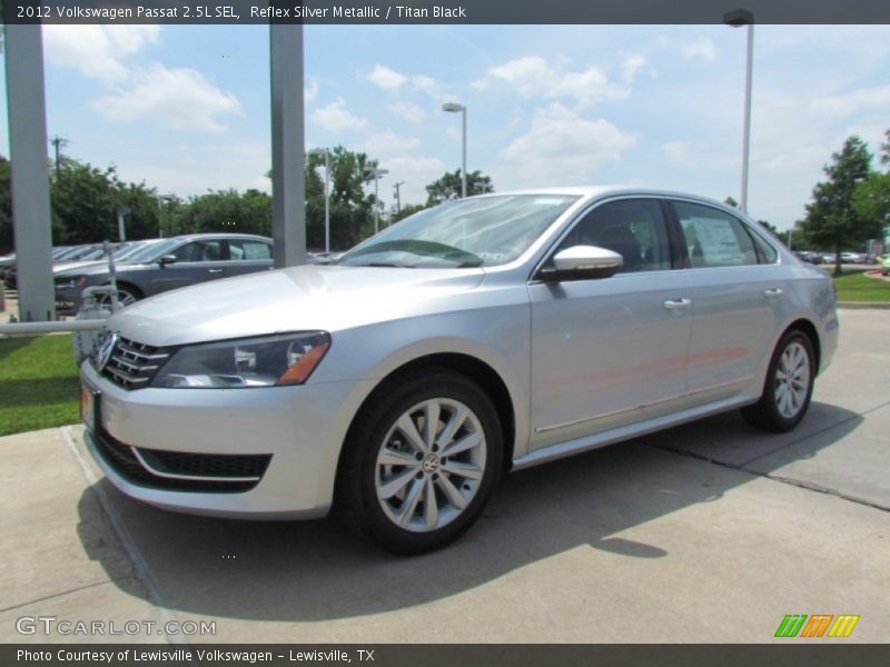 Reflex Silver Metallic / Titan Black 2012 Volkswagen Passat 2.5L SEL