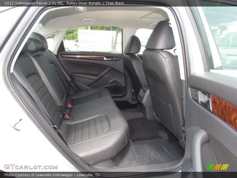 Reflex Silver Metallic / Titan Black 2012 Volkswagen Passat 2.5L SEL