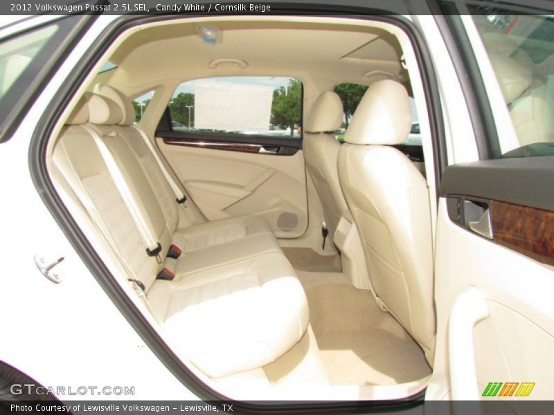 Candy White / Cornsilk Beige 2012 Volkswagen Passat 2.5L SEL
