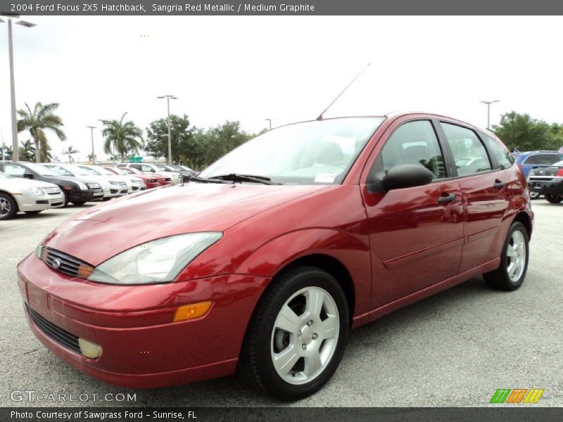 Front 3/4 View of 2004 Focus ZX5 Hatchback